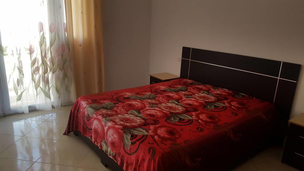 Faik Shehu Apartments Durrës Zewnętrze zdjęcie