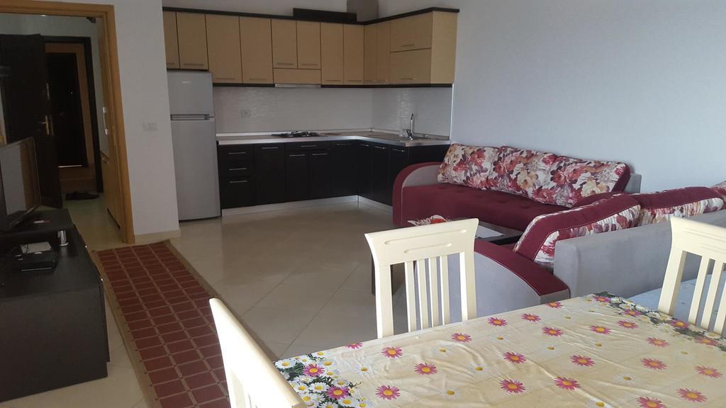 Faik Shehu Apartments Durrës Zewnętrze zdjęcie