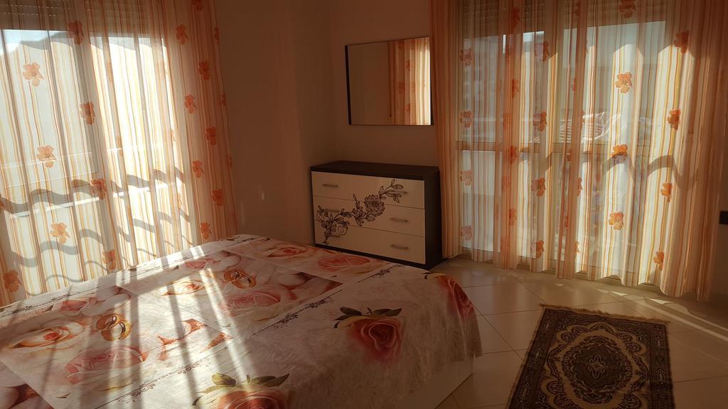 Faik Shehu Apartments Durrës Zewnętrze zdjęcie